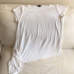 Loose fitting ties on side